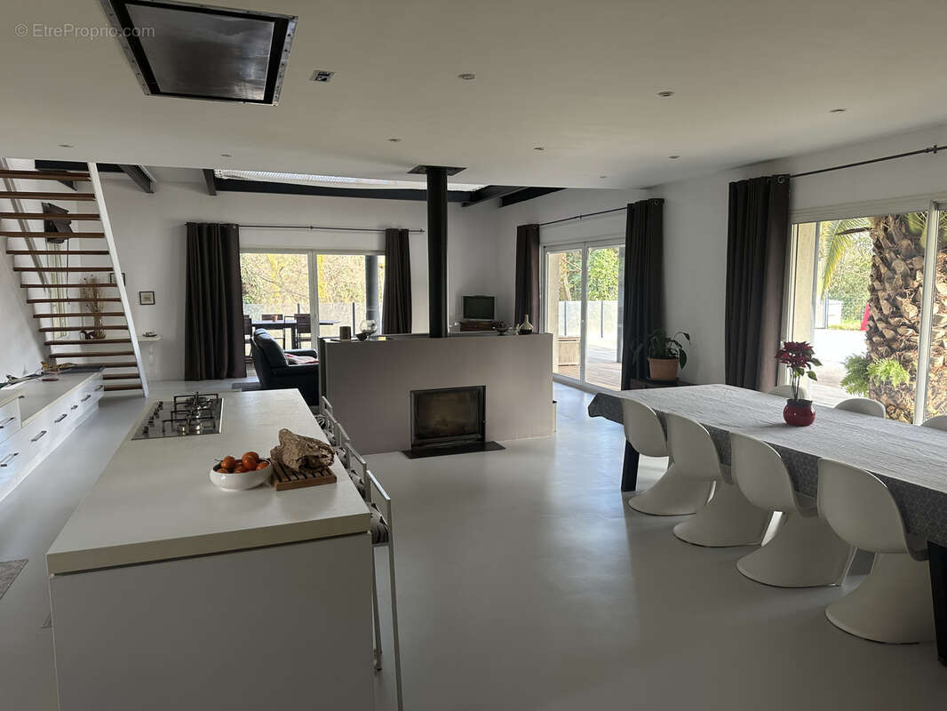Maison à COGNAC