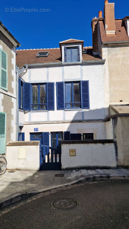 Maison à AUXERRE