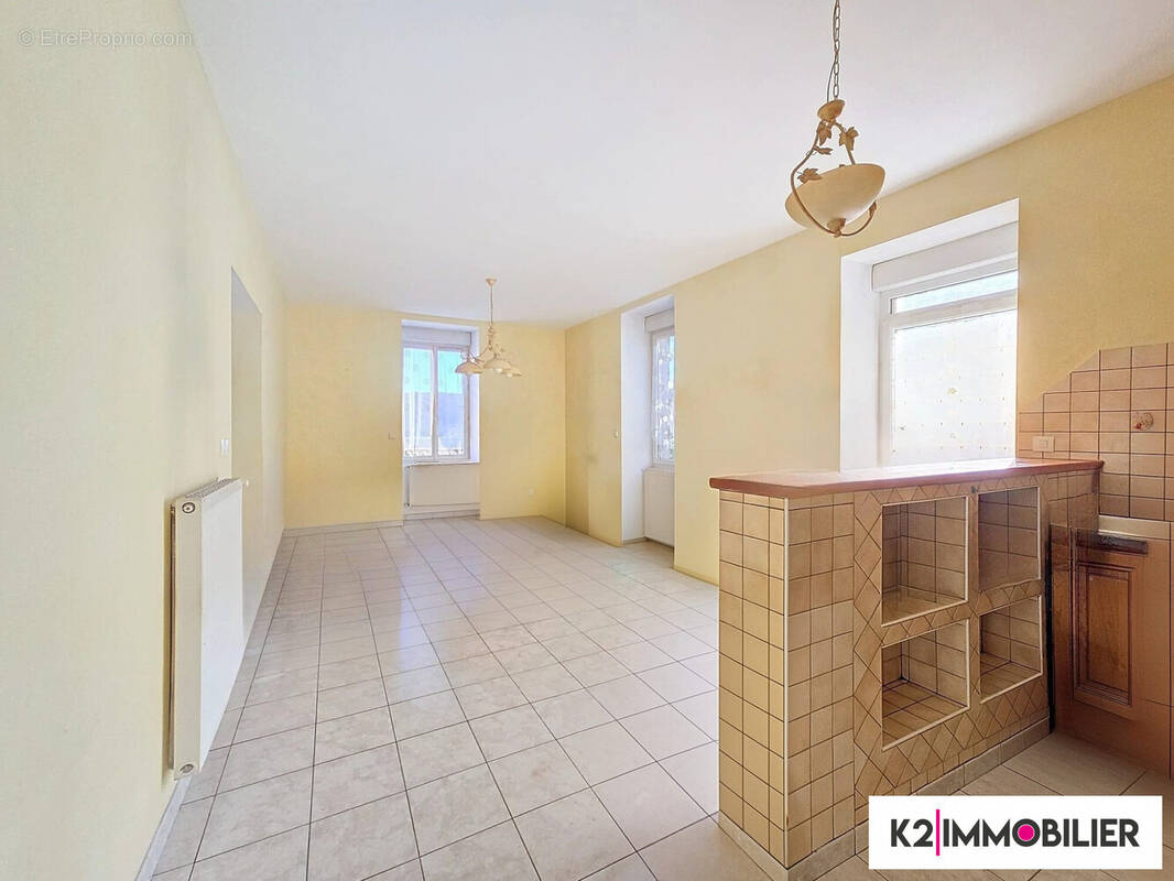 Appartement à PRIVAS