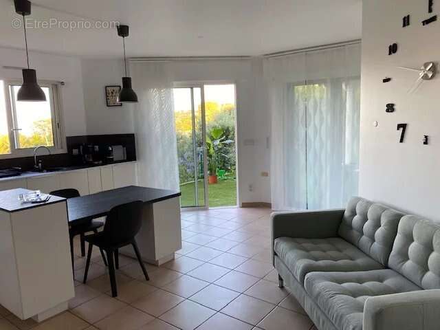 Maison à VALLAURIS