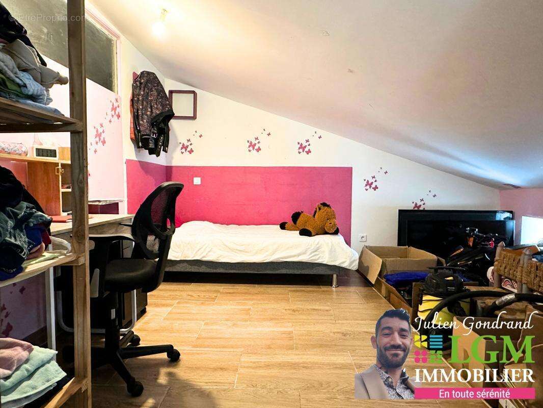Appartement à SERNHAC