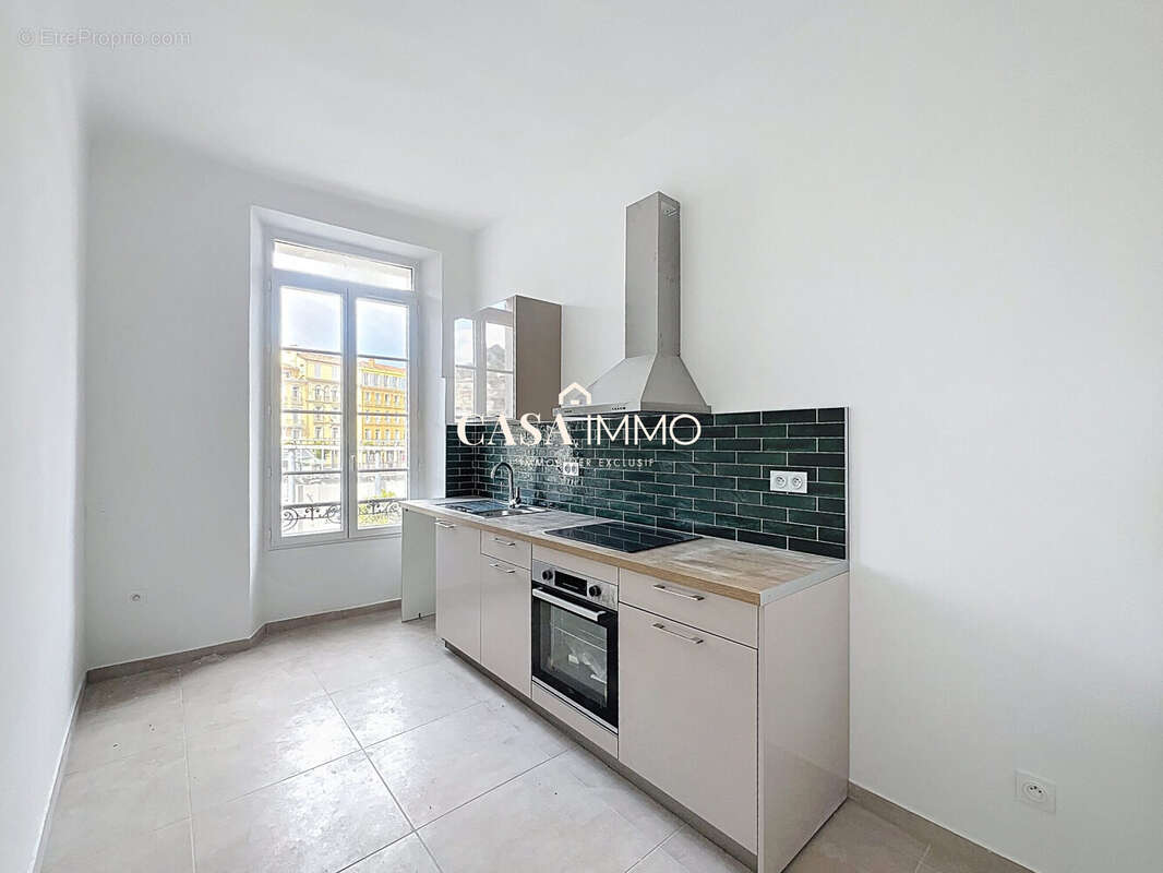 Appartement à HYERES