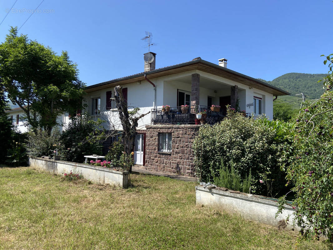 Photo 1 - Maison à SAINT-JEAN-PIED-DE-PORT
