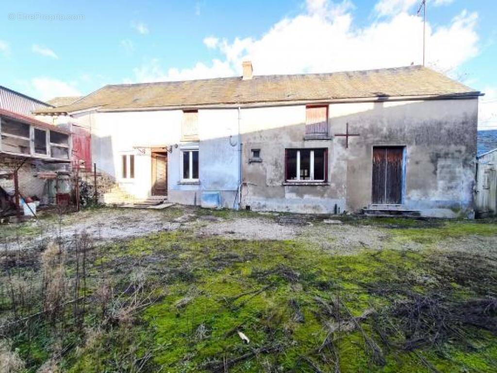 Maison à ETAMPES