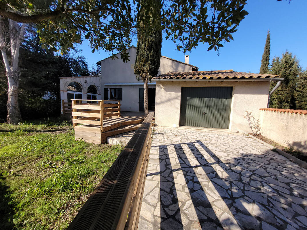Maison à CUXAC-D&#039;AUDE