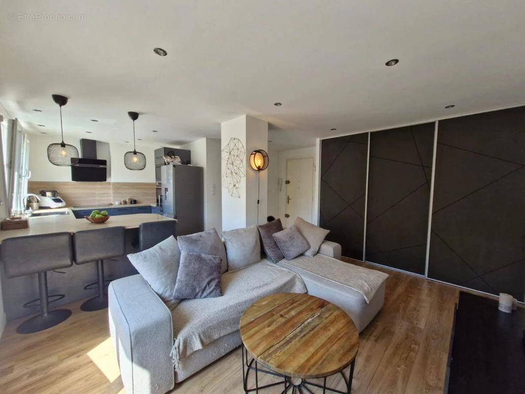 Appartement à AIX-LES-BAINS