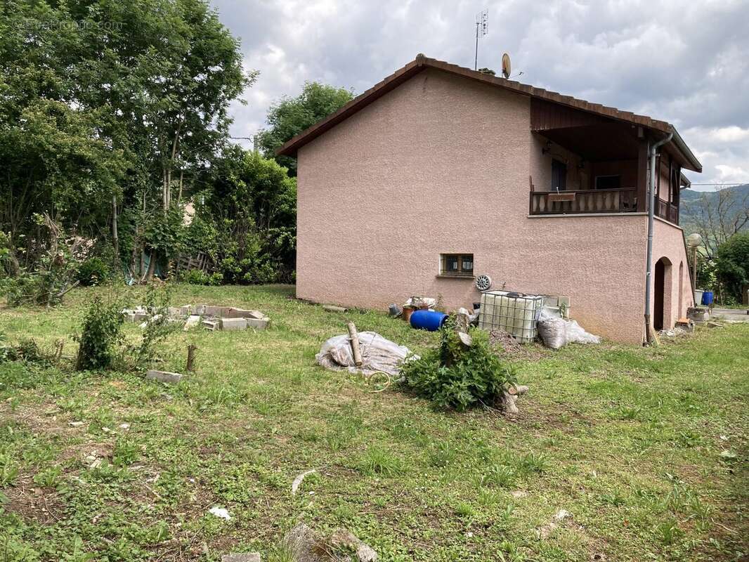 Maison à LAGNIEU