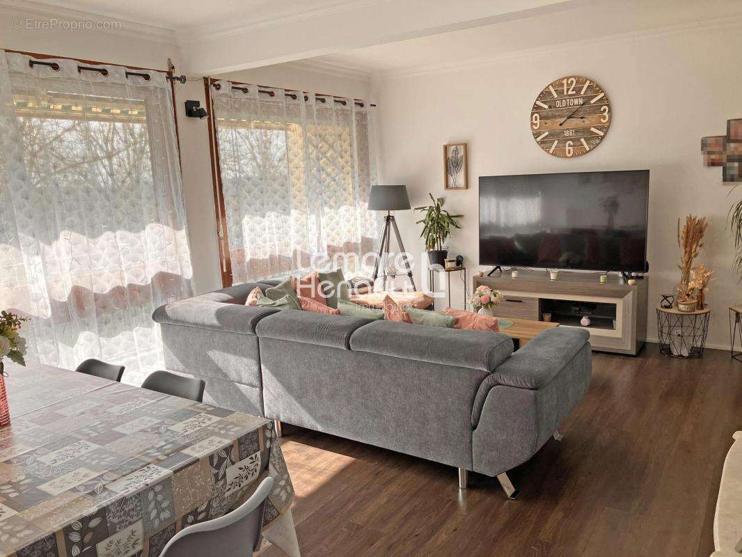 Appartement à VERNOUILLET