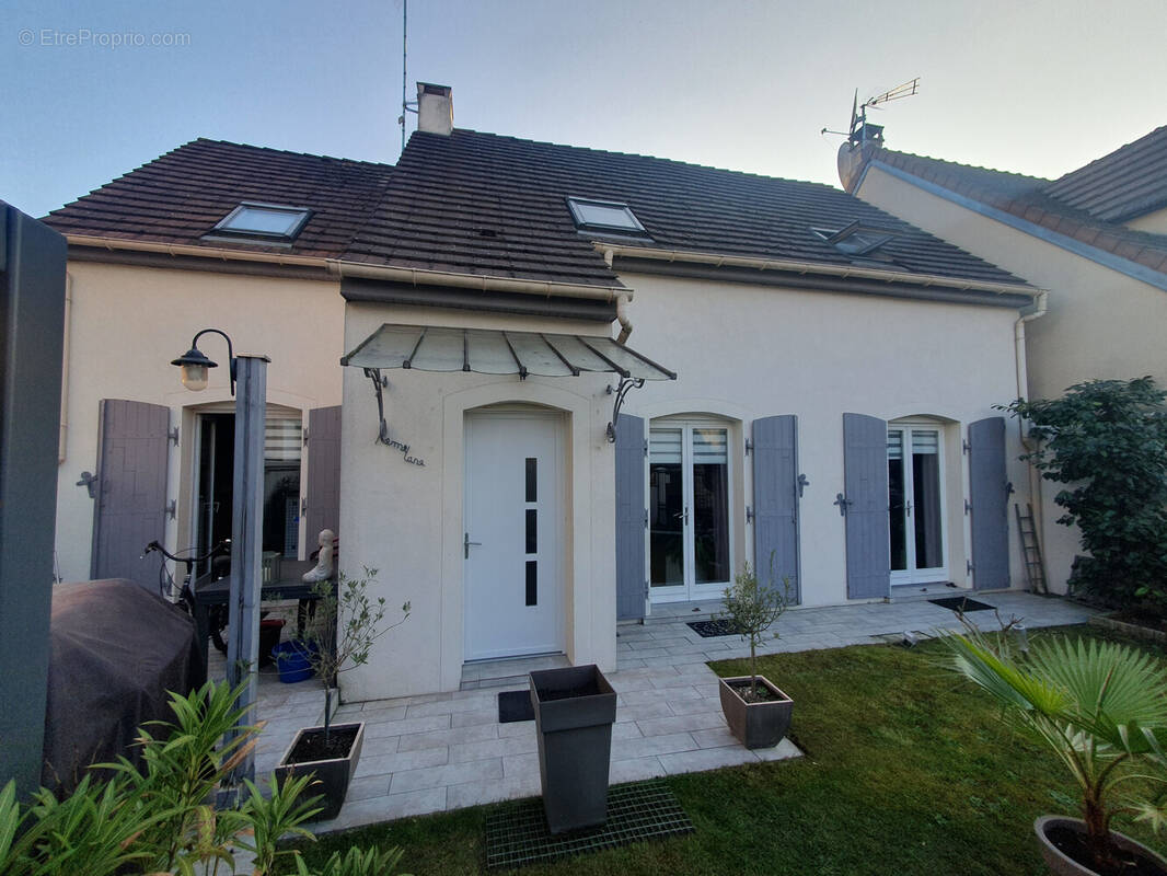 Maison à PIERRELAYE