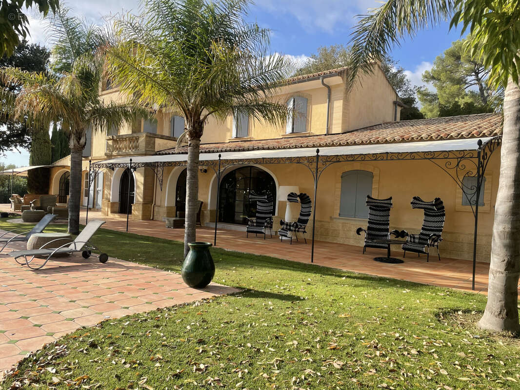 Maison à LE CASTELLET