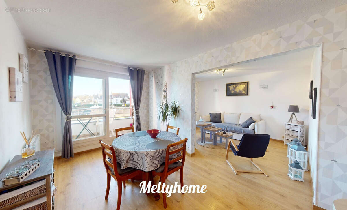 Appartement à COURSEULLES-SUR-MER