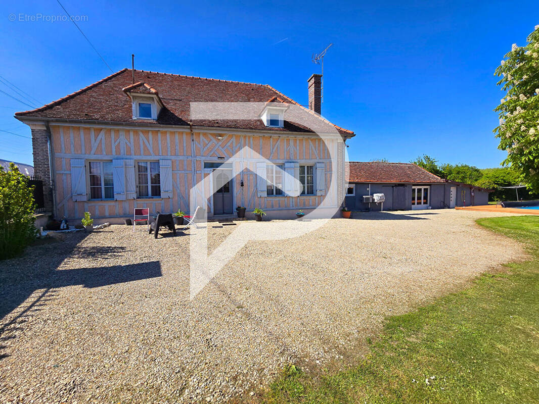 Maison à BARBEREY-SAINT-SULPICE