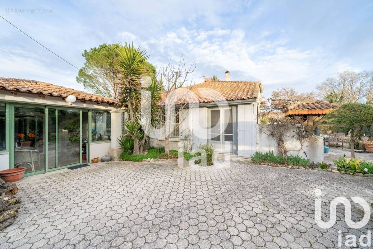 Photo 1 - Maison à SORGUES