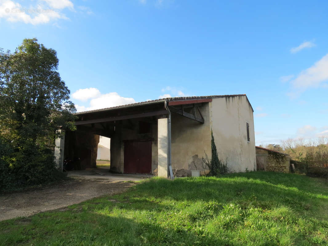 Maison à PORTETS