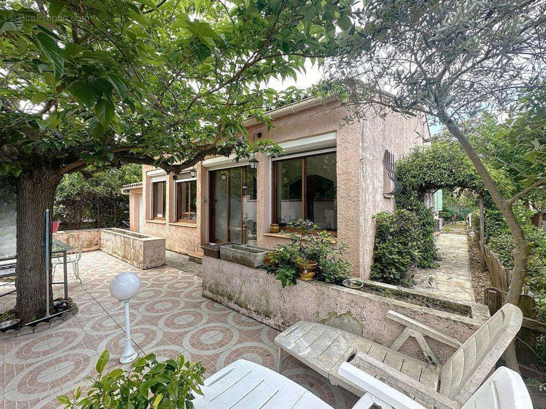 Maison à VILLENEUVE-LES-AVIGNON