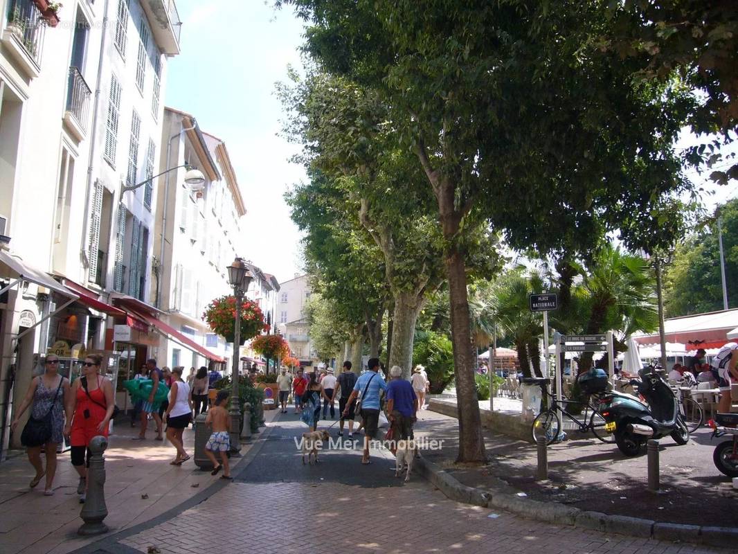 Commerce à ANTIBES