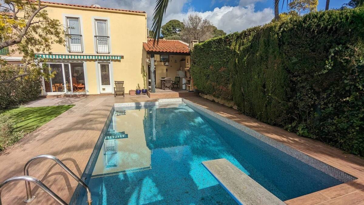 Maison à ANTIBES