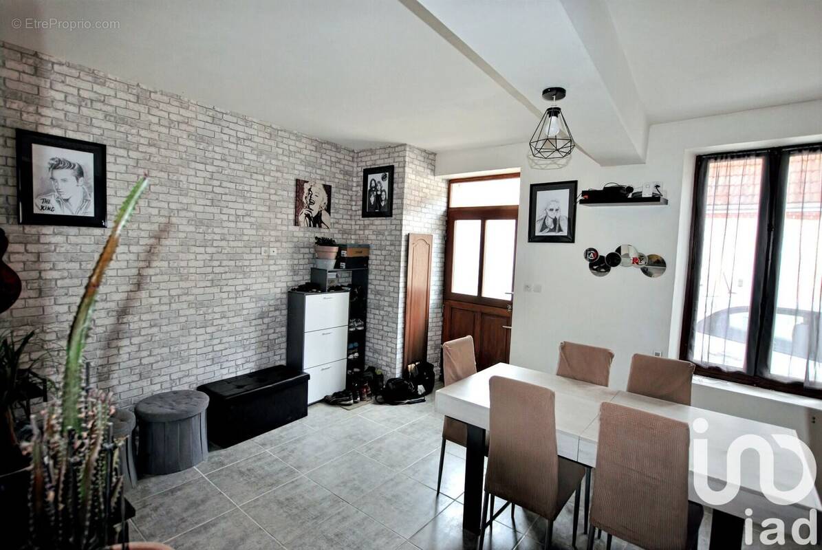 Photo 1 - Maison à OUZOUER-SUR-TREZEE