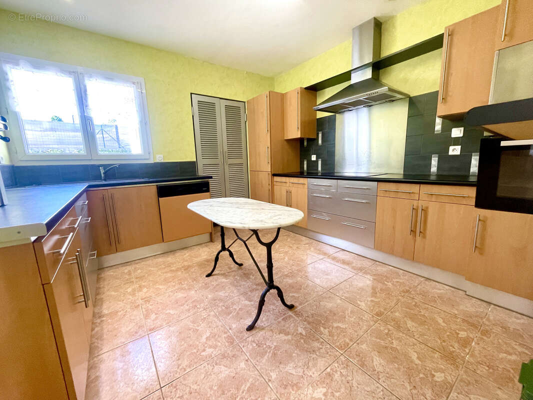 Maison à CLERMONT-L&#039;HERAULT