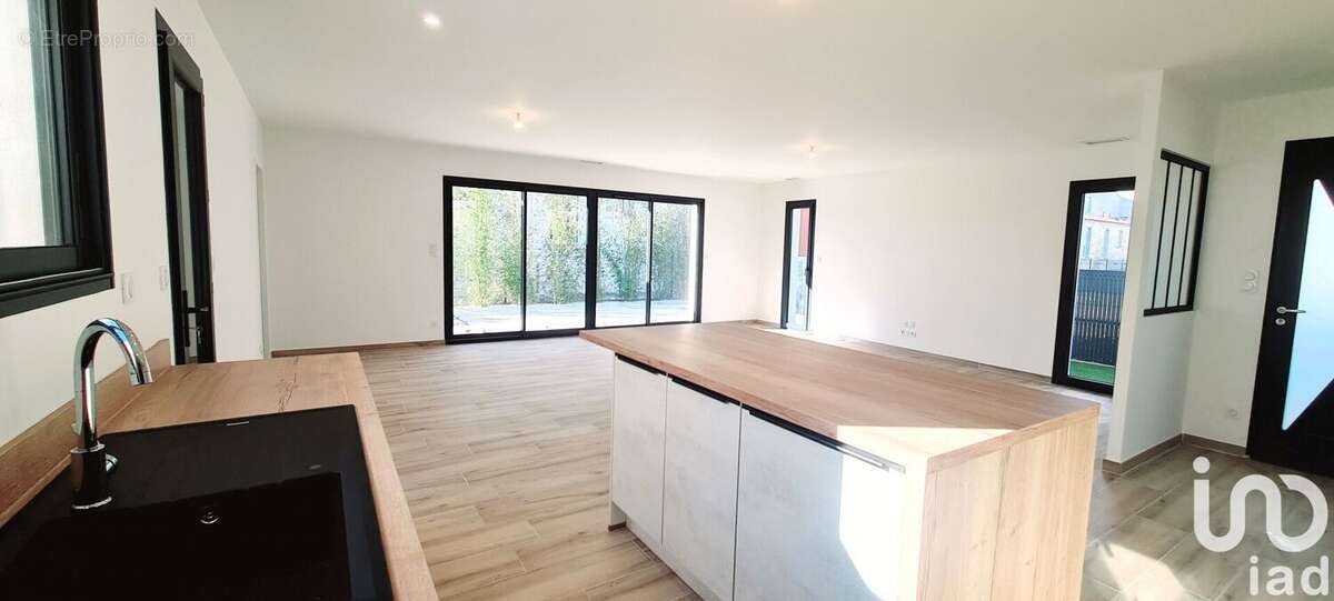 Photo 4 - Maison à SAUVIAN