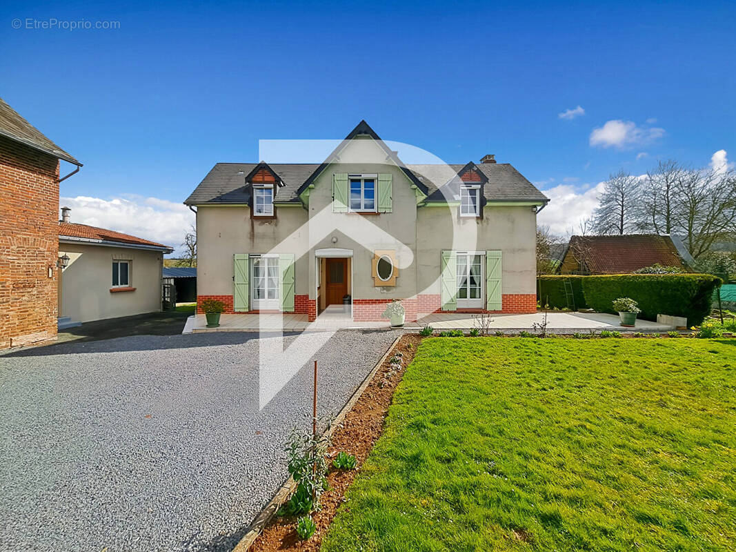Maison à BRETEUIL