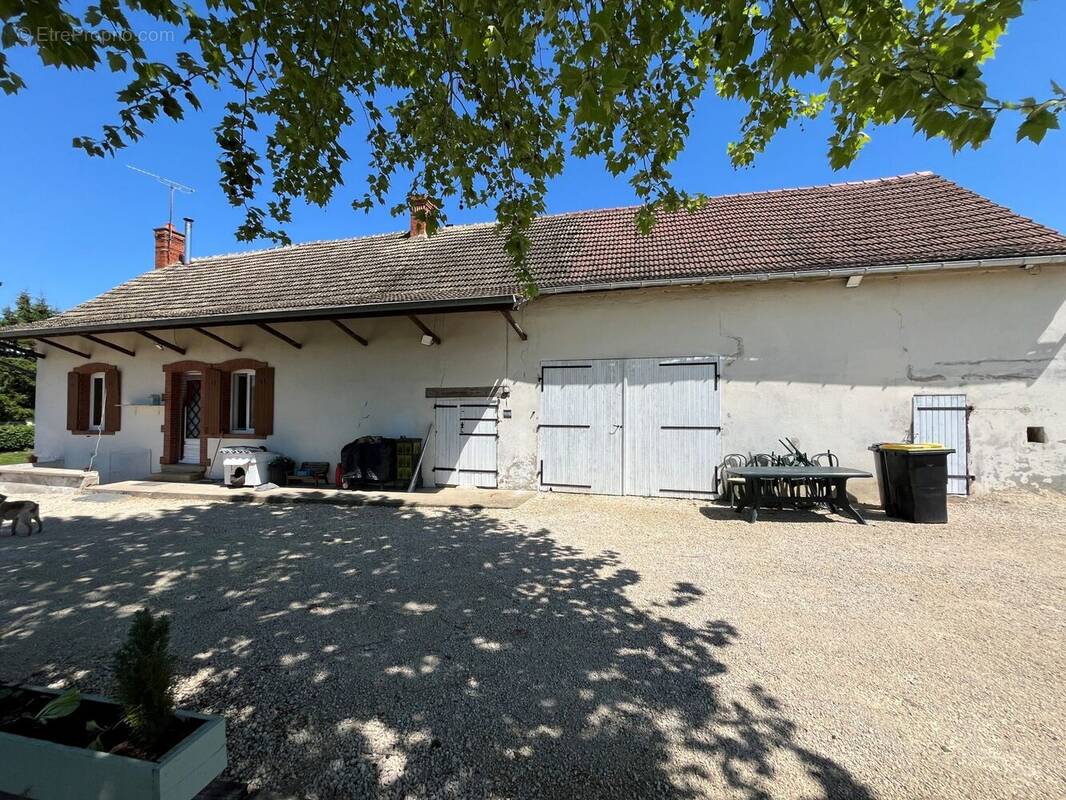Maison à SIMANDRE