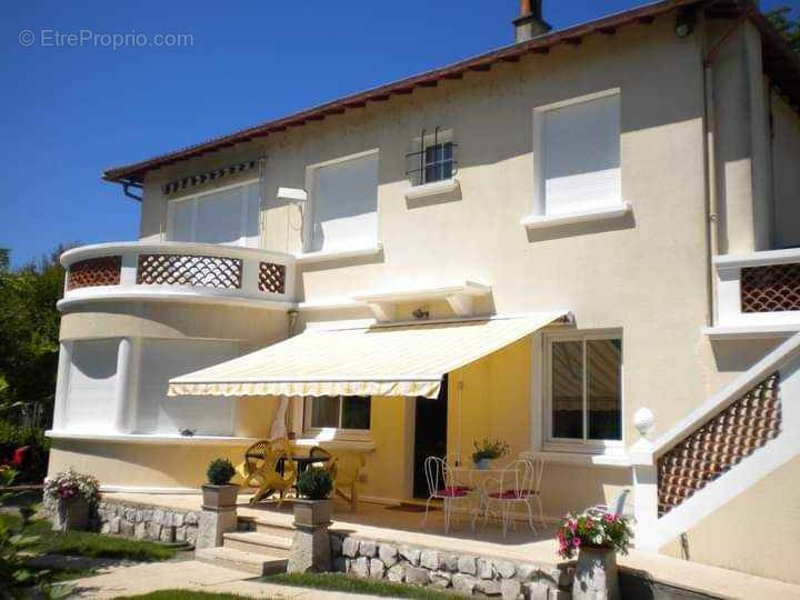 Maison à BARBASTE