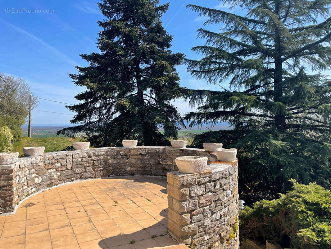 Maison à BUXY