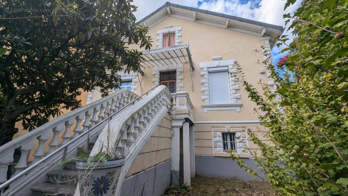 Maison à LE TEIL