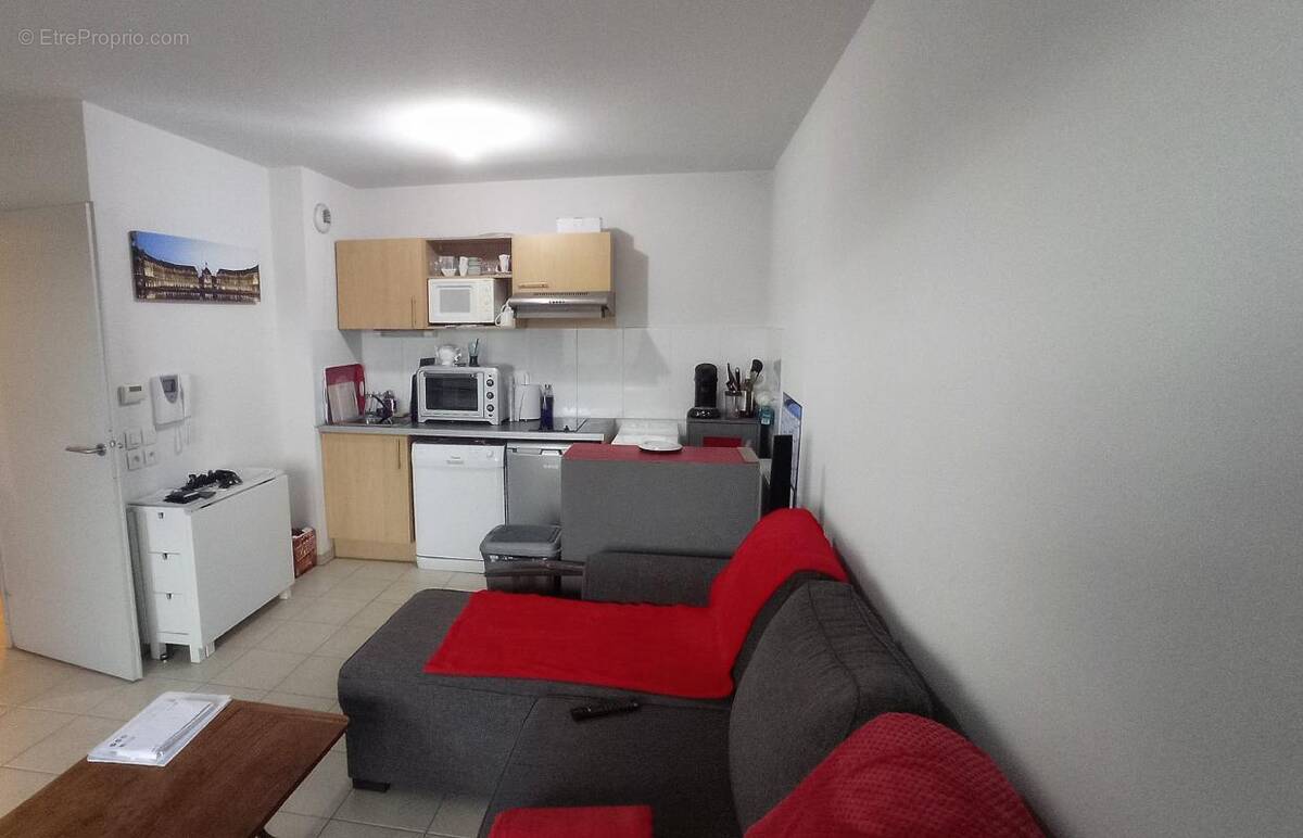Appartement à AMBARES-ET-LAGRAVE