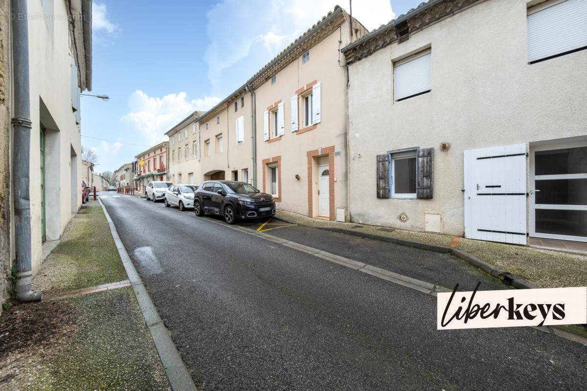 Maison à LABASTIDE-D&#039;ANJOU