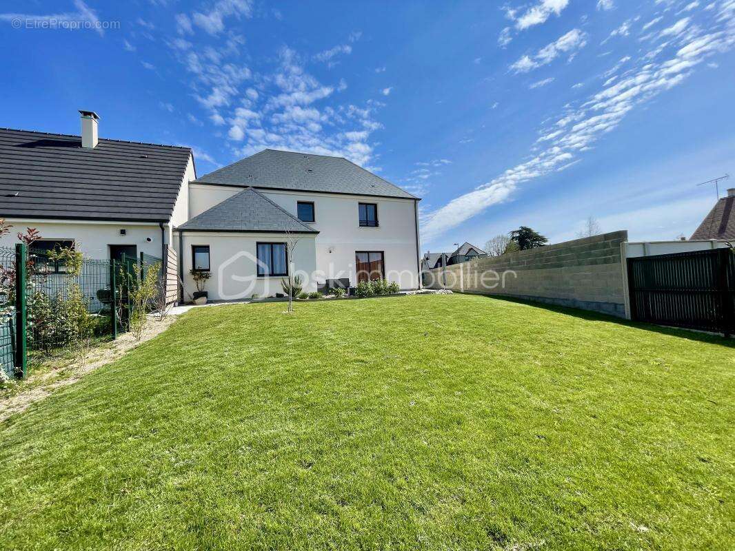 Maison à SEMOY