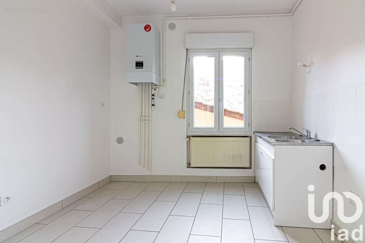 Photo 6 - Appartement à LYON-8E