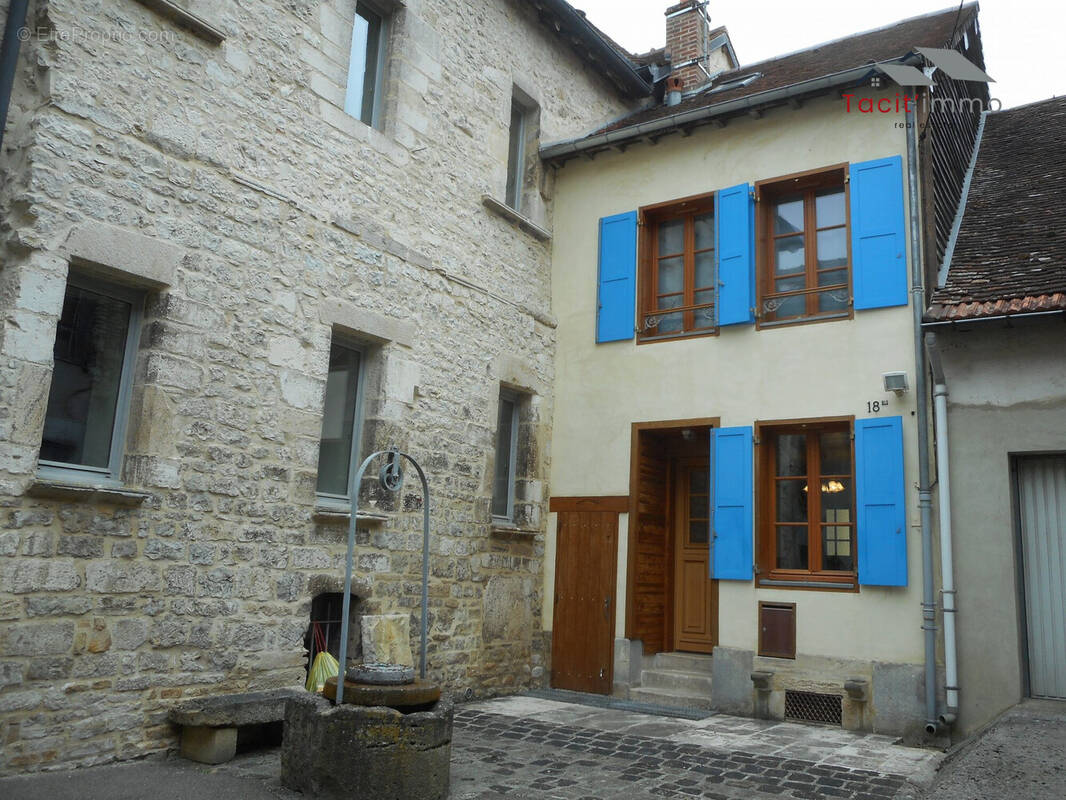 Maison à BAR-SUR-SEINE