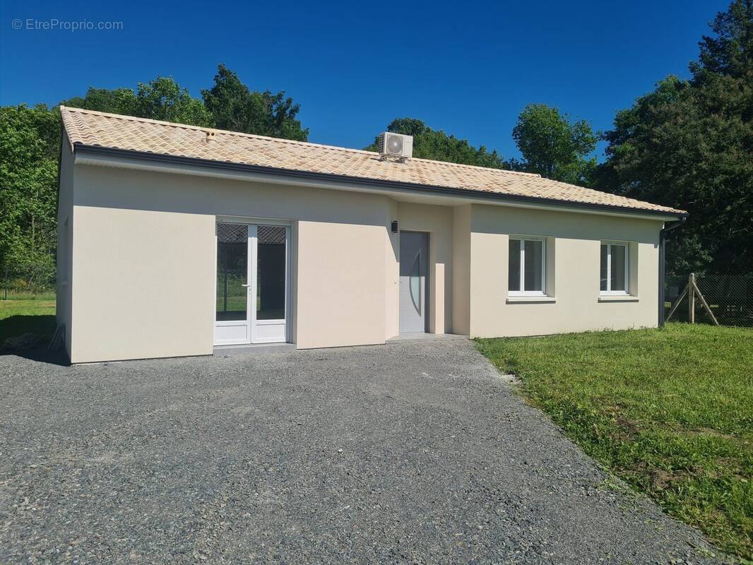 Maison à CAVIGNAC