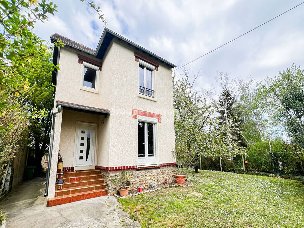 Maison à ERMONT