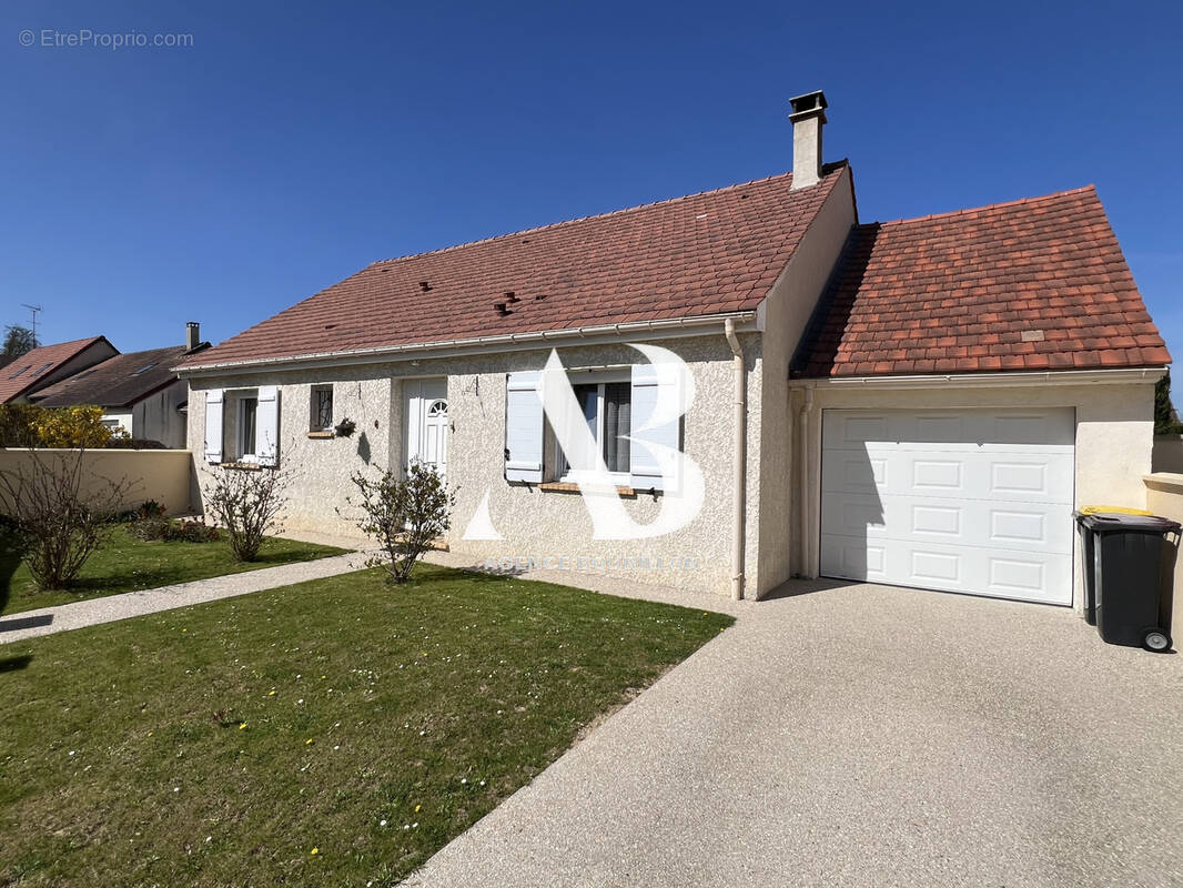 Maison à MORMANT