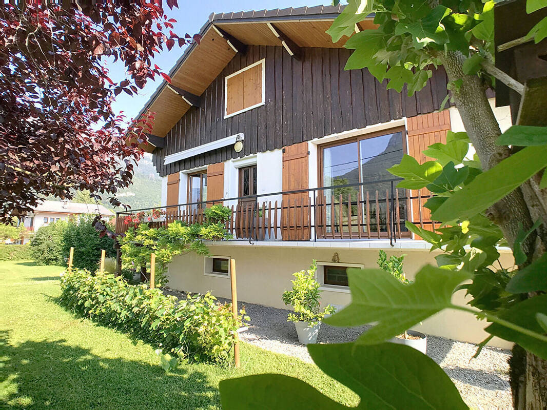 Maison à DOUSSARD