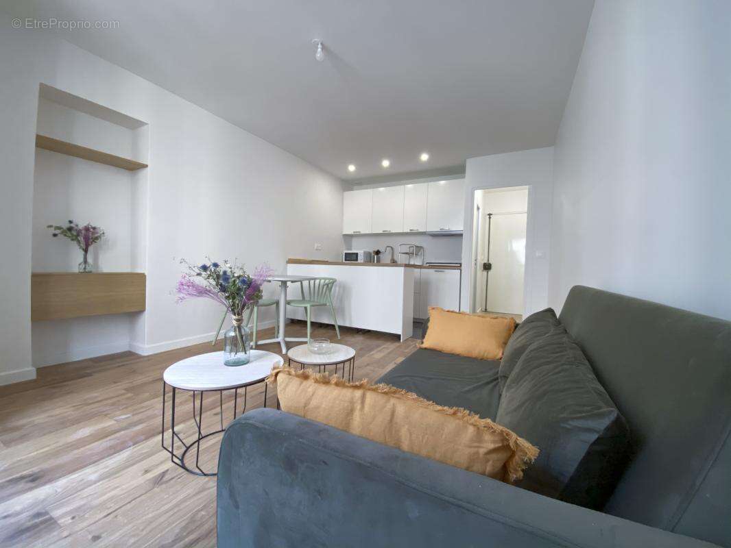 Appartement à PARIS-18E