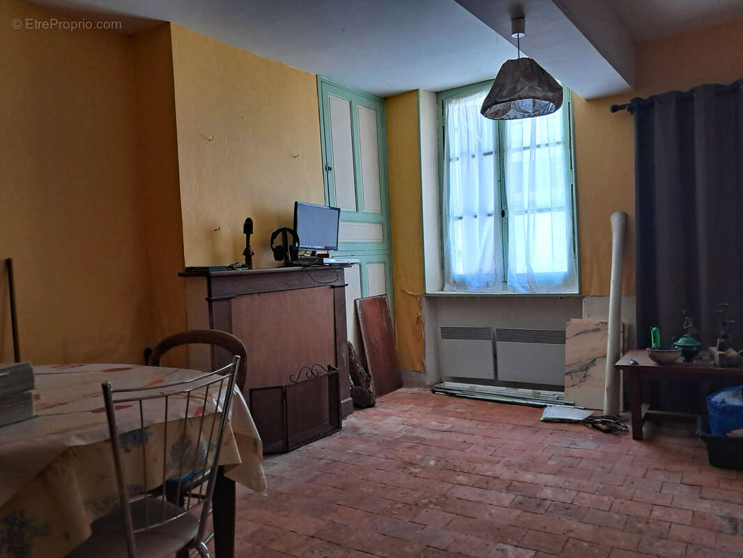 Maison à SANTRANGES