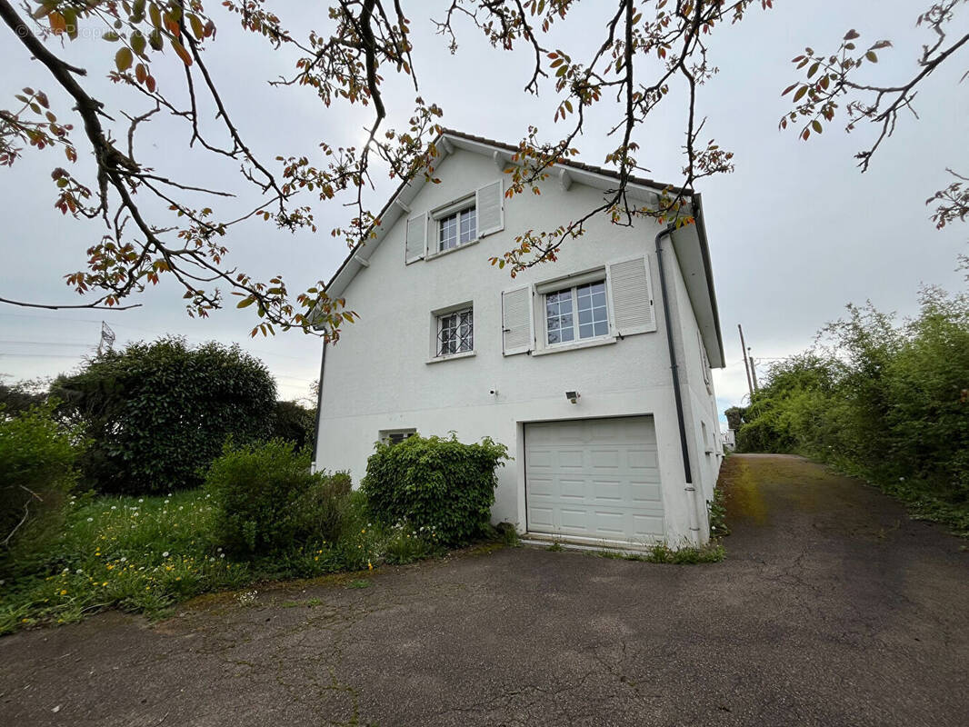 Maison à CHAULGNES
