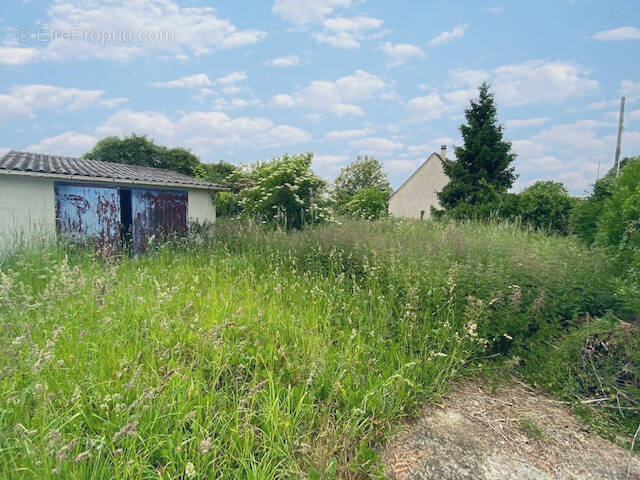 Terrain à ROMILLY-SUR-ANDELLE