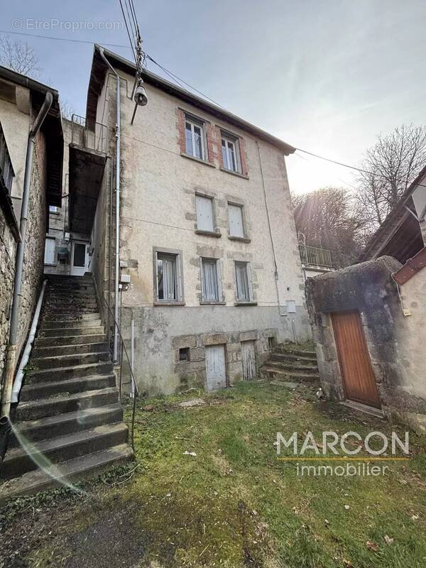 Maison à AUBUSSON