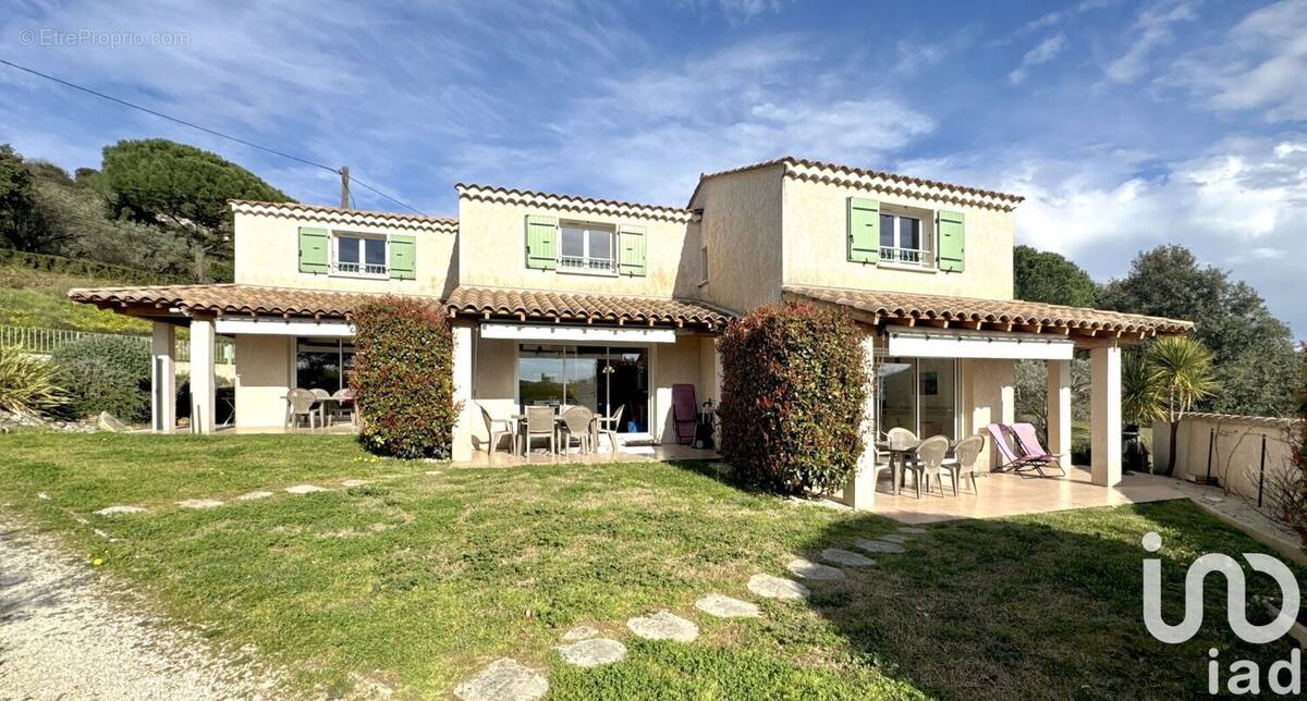 Photo 1 - Maison à SAINT-MARTIN-D&#039;ARDECHE