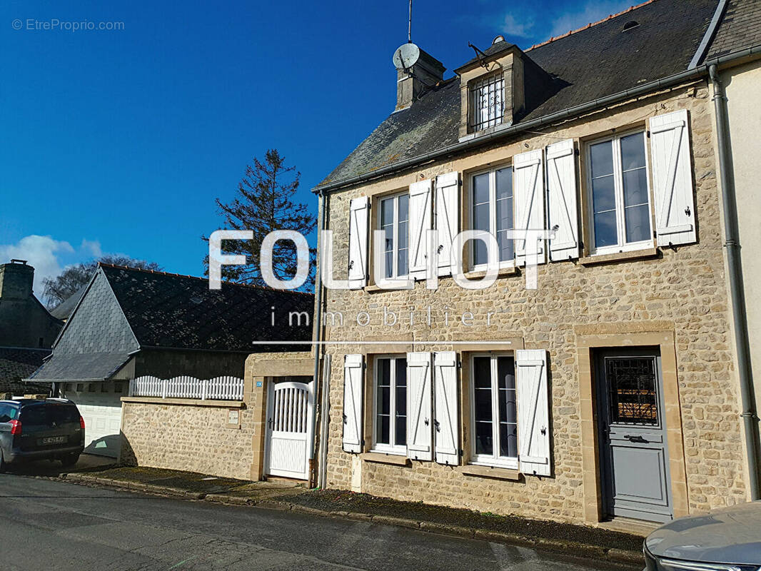 Maison à TREVIERES