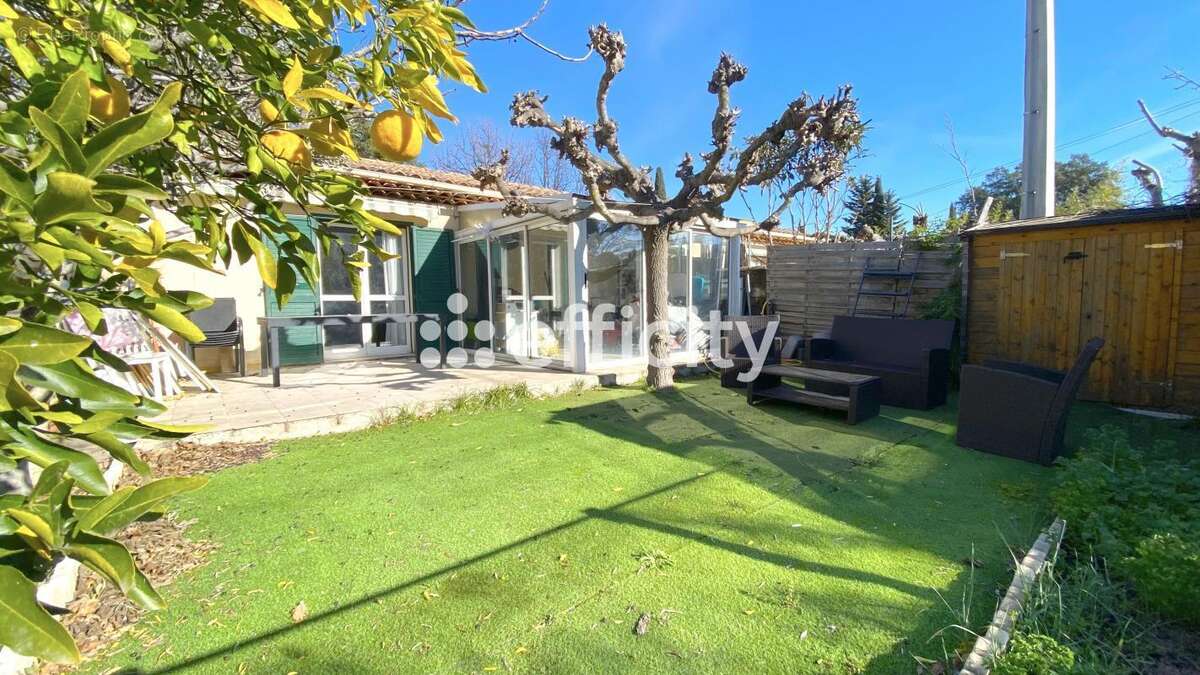 Maison à PIERREFEU-DU-VAR