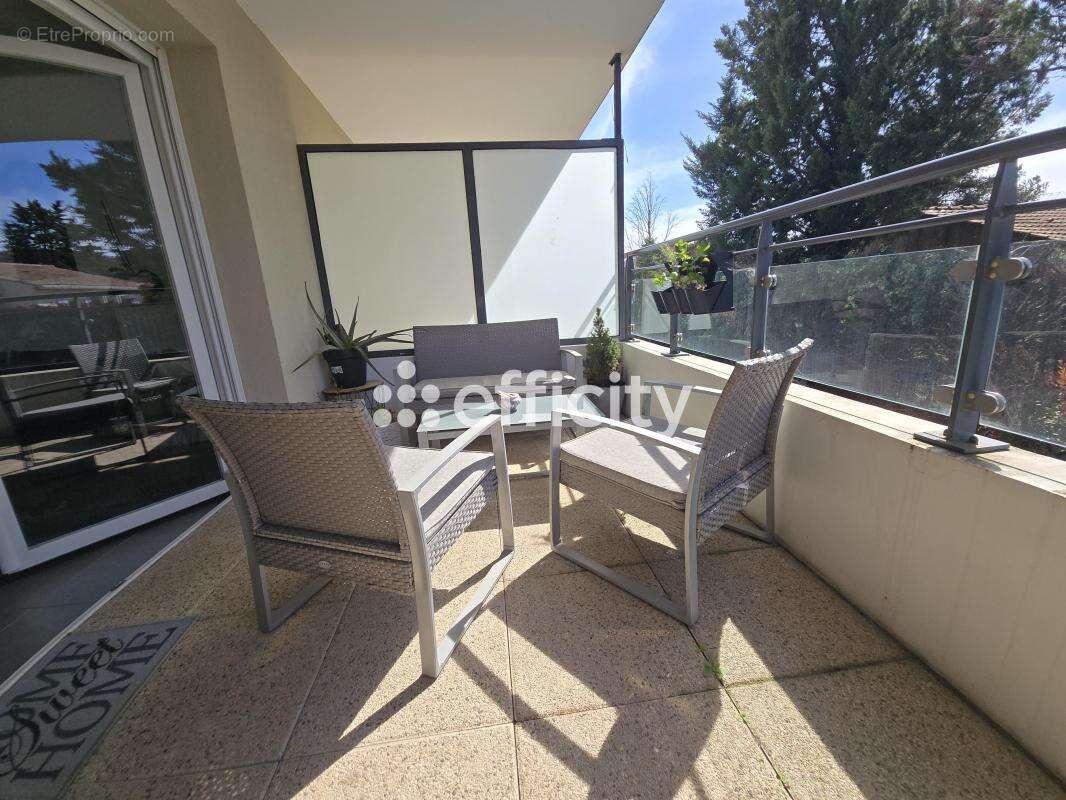 Appartement à ROUSSET