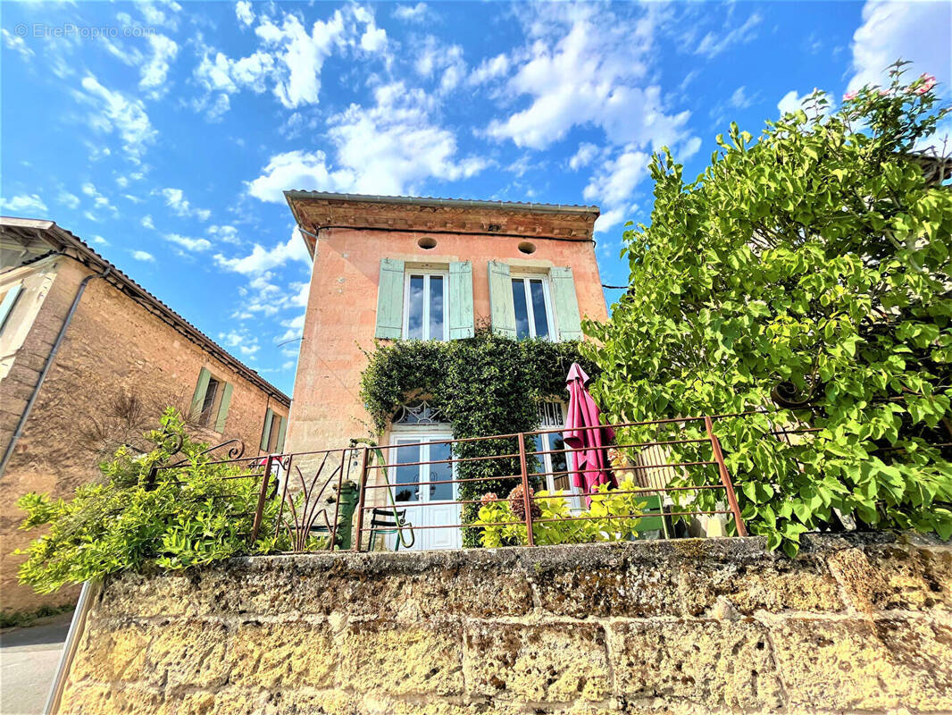 Maison à SAINT-EMILION