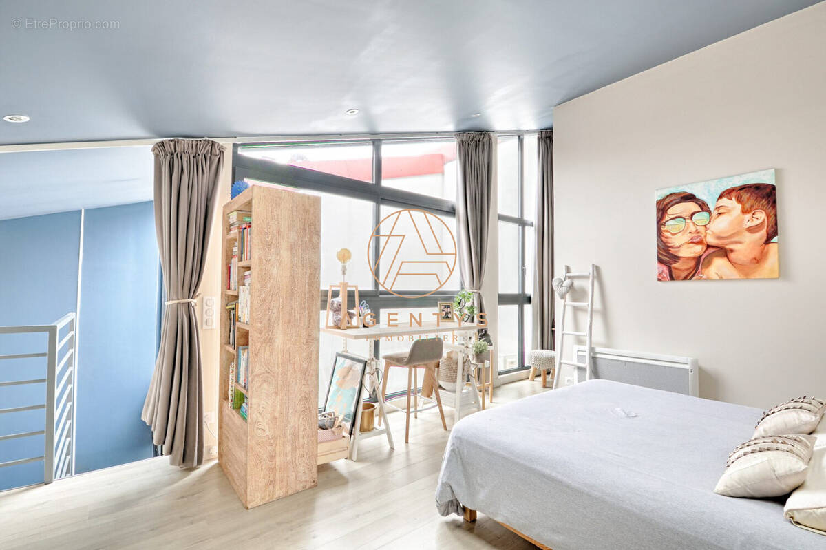 Appartement à SAINT-MAUR-DES-FOSSES