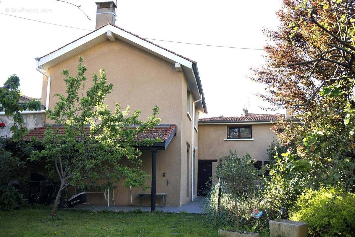 Photo 1 - Maison à SAINT-CHAMOND